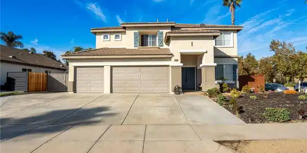 12656 Avocado Way