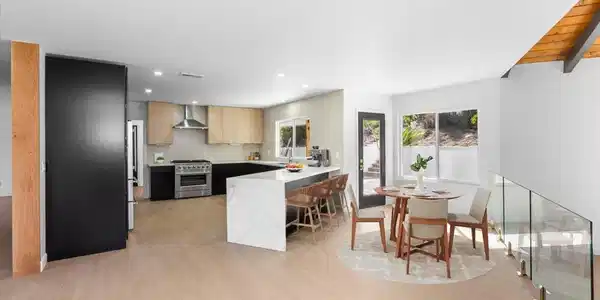 16220 Del Norte