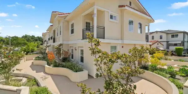 300 E Alhambra Road