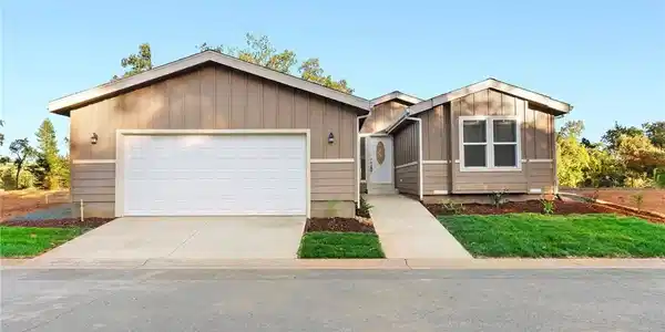 442 Plantation Drive
