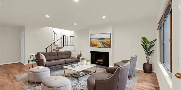 263 E Sierra Madre Boulevard