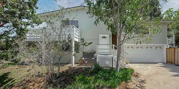 1496 Kathleen Drive