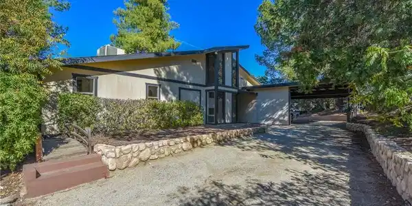 28405 Vista Del Valle
