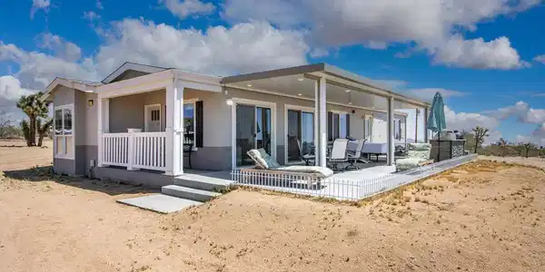 895 Wamego Trail