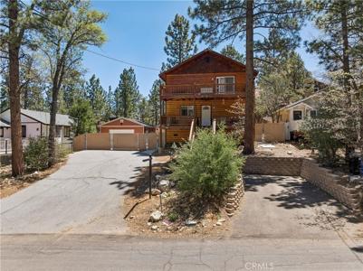 879 Spruce Lane