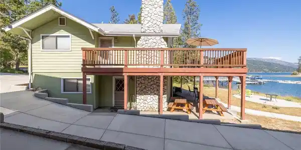 39127 Poplar