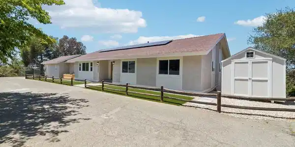 221 Colina