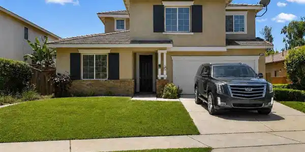 1586 Silver Cup CT