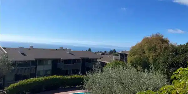 6542 Ocean Crest