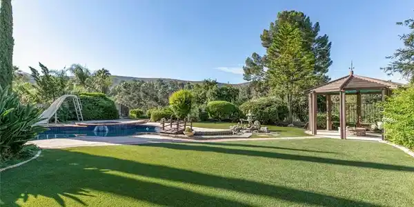 9916 Rancho Caballo Drive