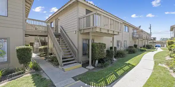 206 S Steckel Drive