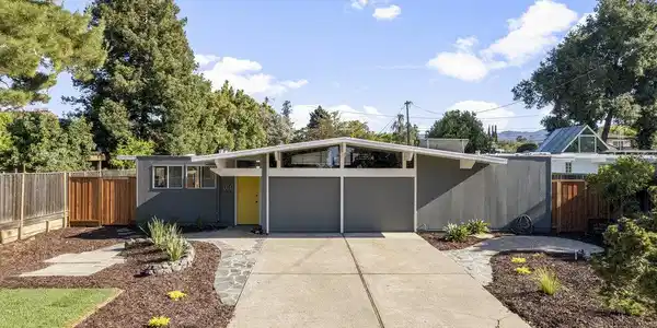 1010 La Salle Drive