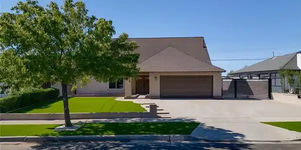 8841 Monte Vista St