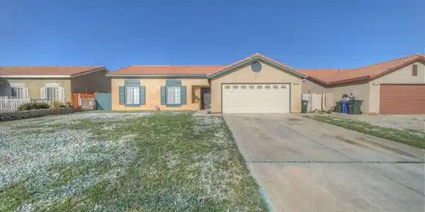 10842 Wakefield E