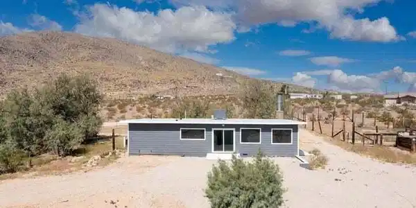 4176 Avenida Del Sol