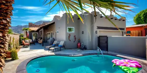 54840 Avenida Juarez