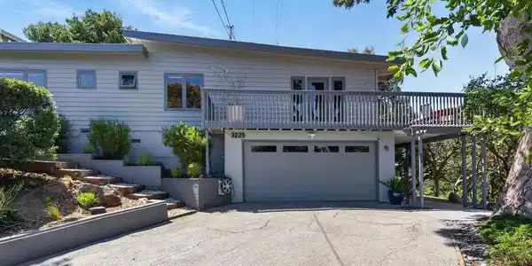 3225 Upper Lock Avenue