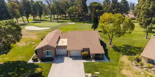 8146 Village 8