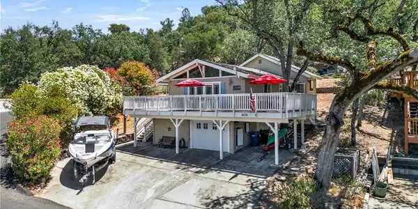 8676 Landlubber Lane