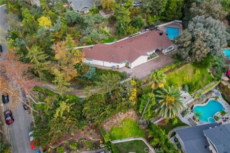 4732 Del Moreno Drive