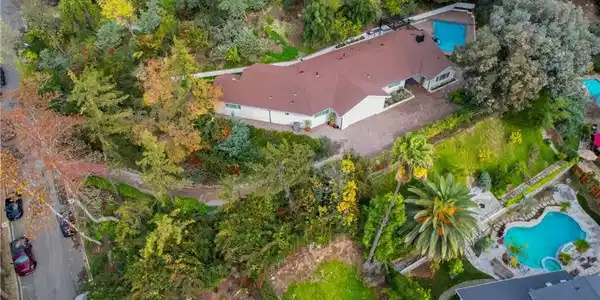 4732 Del Moreno Drive