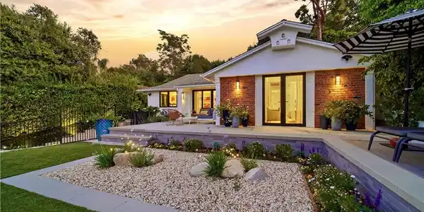 13646 Valley Vista