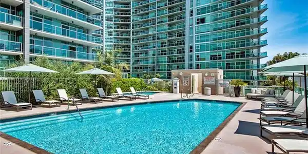 13650 Marina Pointe Drive