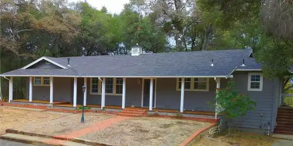 5264 Davis Road