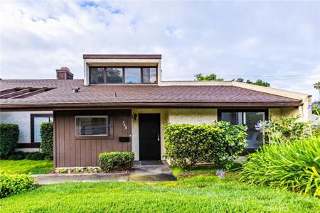 768 W Foothill