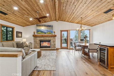 590 Arrowhead Villa