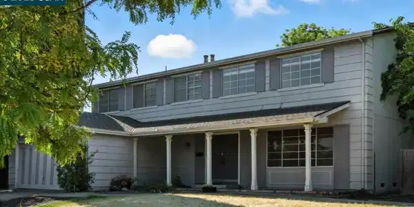 944 Natchez Ct