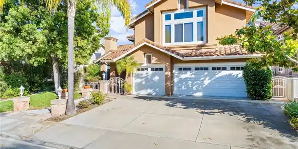 27088 Ironwood Drive