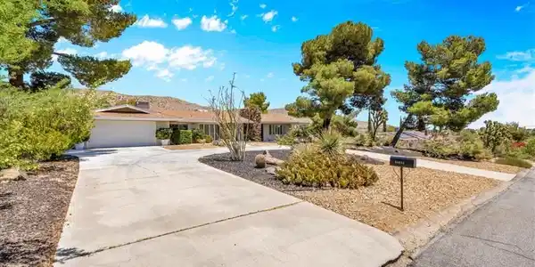 54832 Benecia Trail