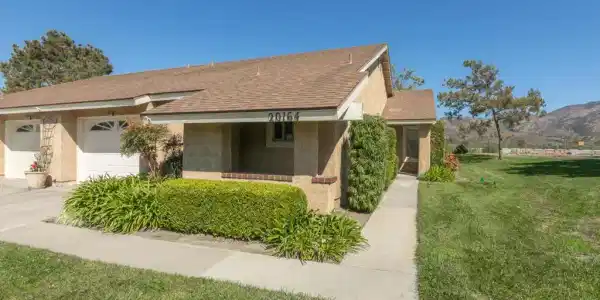 20164 Village 20