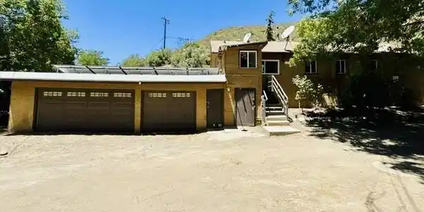 43156 Lake Hughes Road