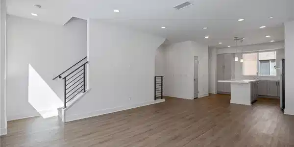 10710 Toluca