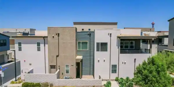 27504 Illumination Court