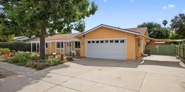 160 S Lomita Avenue
