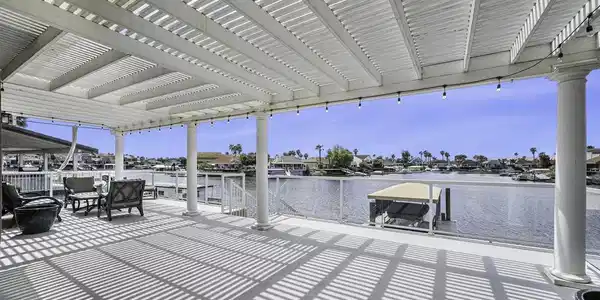 4892 South Pt