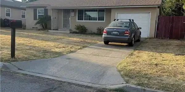 1280 Lomita