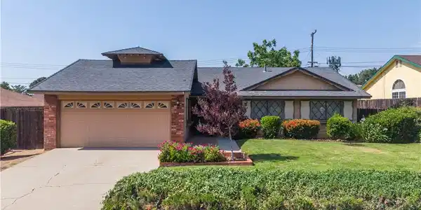 35250 Santa Rosa Drive