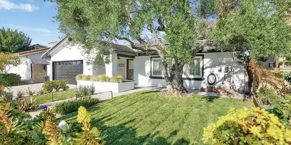 26801 Calle Maria