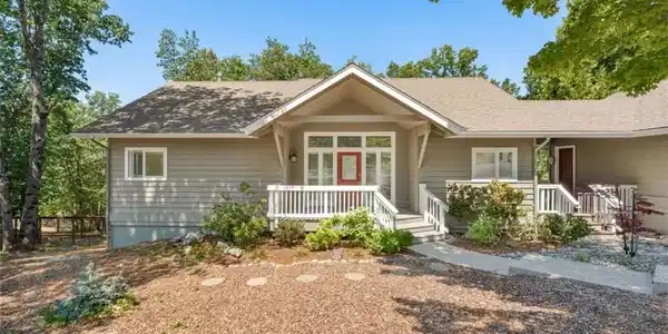 1227 Eddy Drive