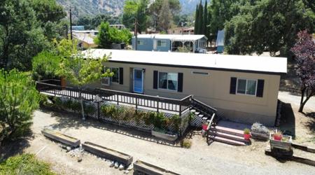 820 Canyon Drive