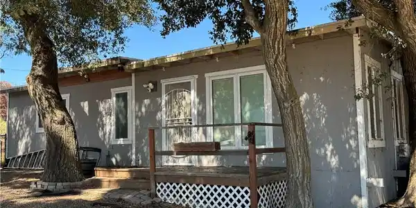 2206 Buckman Springs