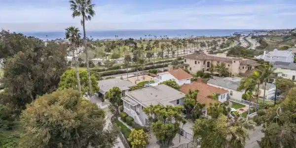 1952 , 1954 Vista Del Mar Drive