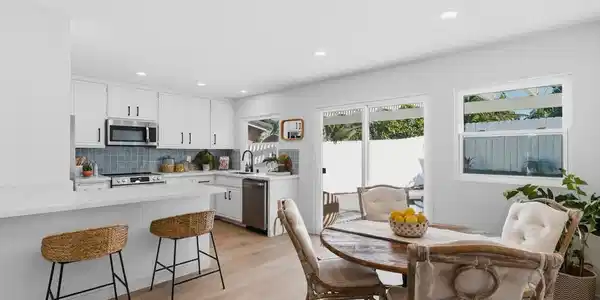 11135 Socorro St