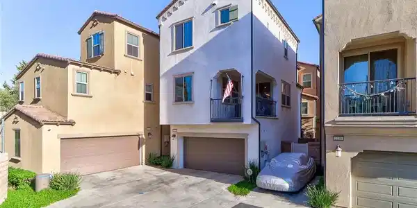 2224 Peach Court