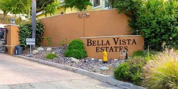 23811 Bella Vista Dr