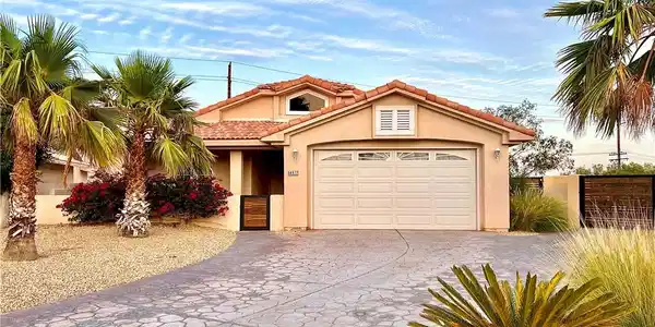 64977 Ray Court